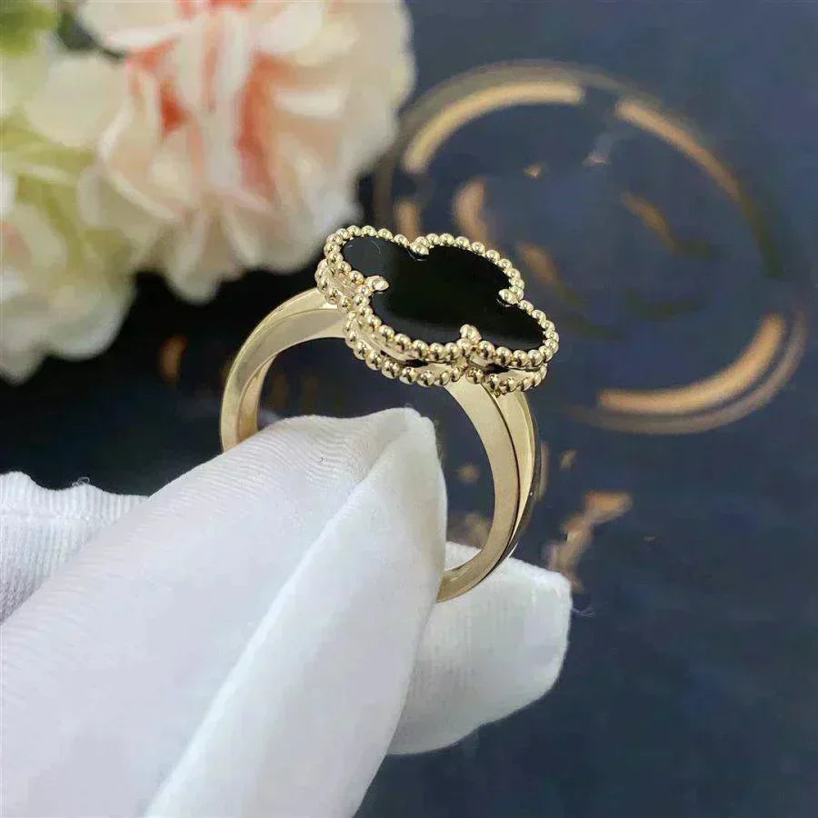 GlowCLOVER ONYX RING