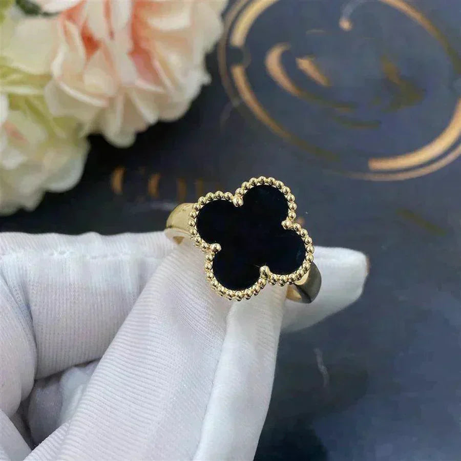 GlowCLOVER ONYX RING